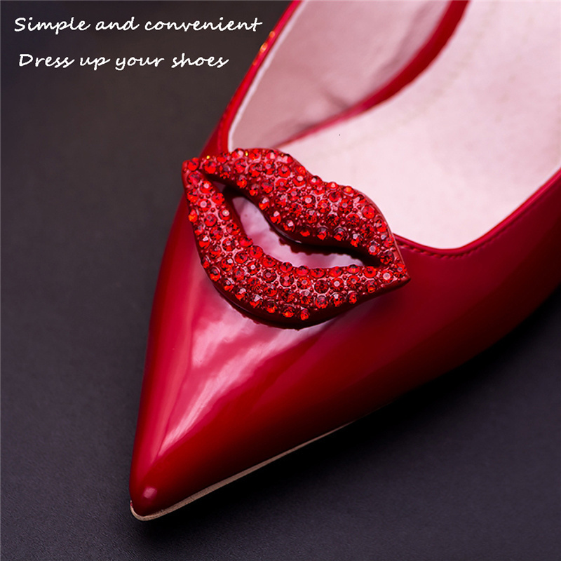Shoe Parts Accessories Classic Red Lips Shoe Clips Detachable Rhinestones Shoe Decoration Women Pumps DIY Crafts Wedding Party Accessories Charms 2 Pc