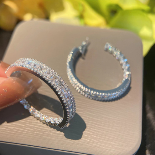 Hoop Huggie S925 silver needle earrings gradient rainbow personality hoop female color 230729