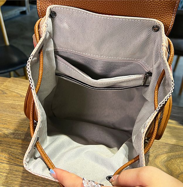 2023 Fashionable Genuine Leather Backpack: Plaid Pattern, Trendy Travel Bag with Large Capacity