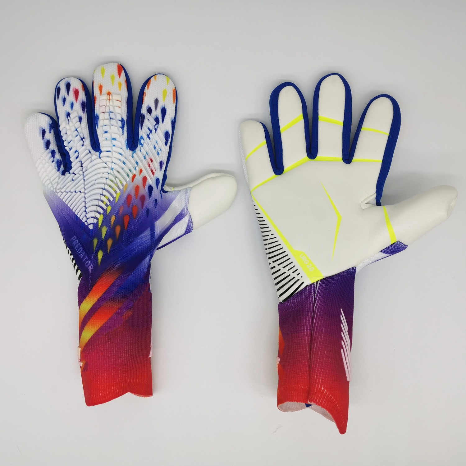 4MM Goalkeeper Gloves Professional Men's Football Gloves Adult Children's Thickened Goalkeeper Football