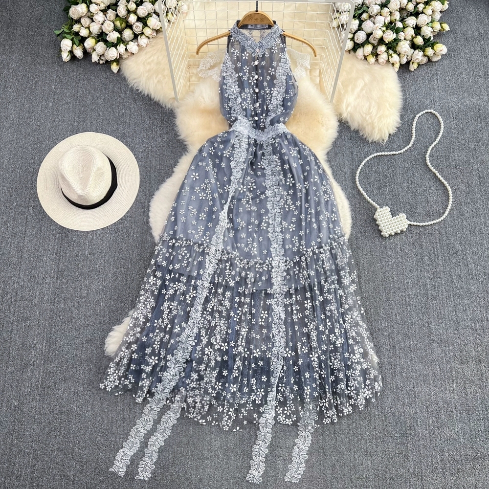 Luxury and luxurious style stand up collar hanging neck off shoulder waist slim sleeveless dress mesh embroidery A-line large swing dress