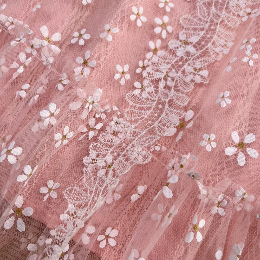 Luxury and luxurious style stand up collar hanging neck off shoulder waist slim sleeveless dress mesh embroidery A-line large swing dress
