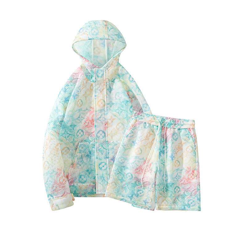 Mens Tracksuits Summer Jacket Sunscreen Clothing Men and Women Couples Loose Print Half Pants Male Large Size Breathable Twopiece 230731