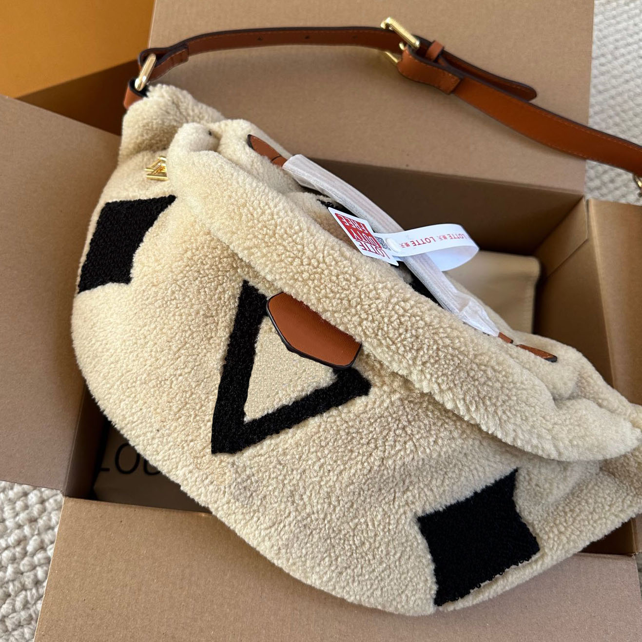 Shoulder Bags Women Winter Teddy Waist Bag Fashion Mens Crossbody Chestpack Fuzzy Shoulder Bags Fluffy Bumbag Luxury Designer Fannypack