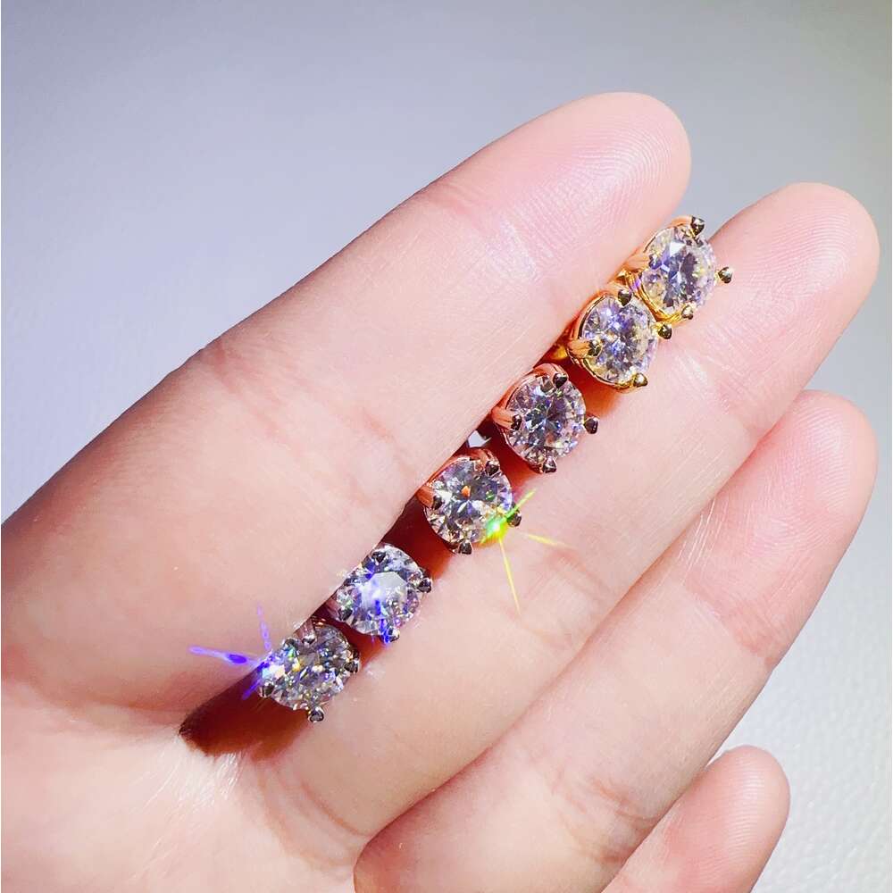 Hip Hop 6.5mm Moissanite Round Iced Out Vvs Diamond Stud for Men