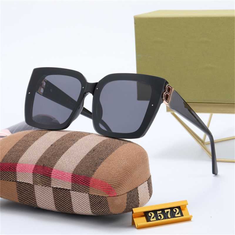 Designer sunglasses 2023 new women's fashion trend Sunglasses large frame export sunglasses 2572