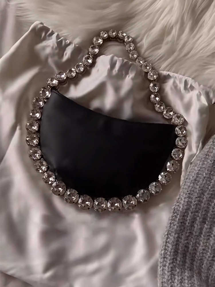 Ins Small Net Red Same Satin Spicy Girl with Diamonds Flashing Diamond Half Round Handbag New Spring/Summer 2023 Women's Bag 230401