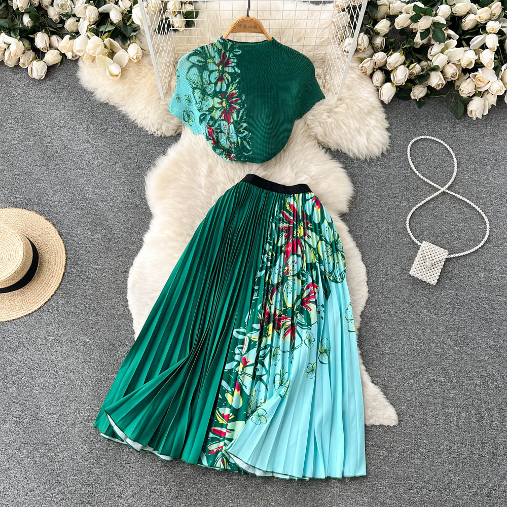 2023 Summer New Temperament OL WorkTwo Piece Dress Set Lapel Short-sleeved Knitted Shirt Contrast Color Stitching Pleated Skirt Sets