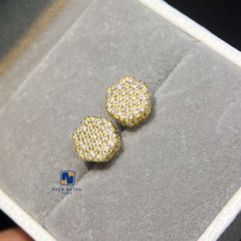 Best Selling Instock Wholesale Price 925 Silver Iced Out Ear Studs Vvs Moissanite Diamond Men Stud