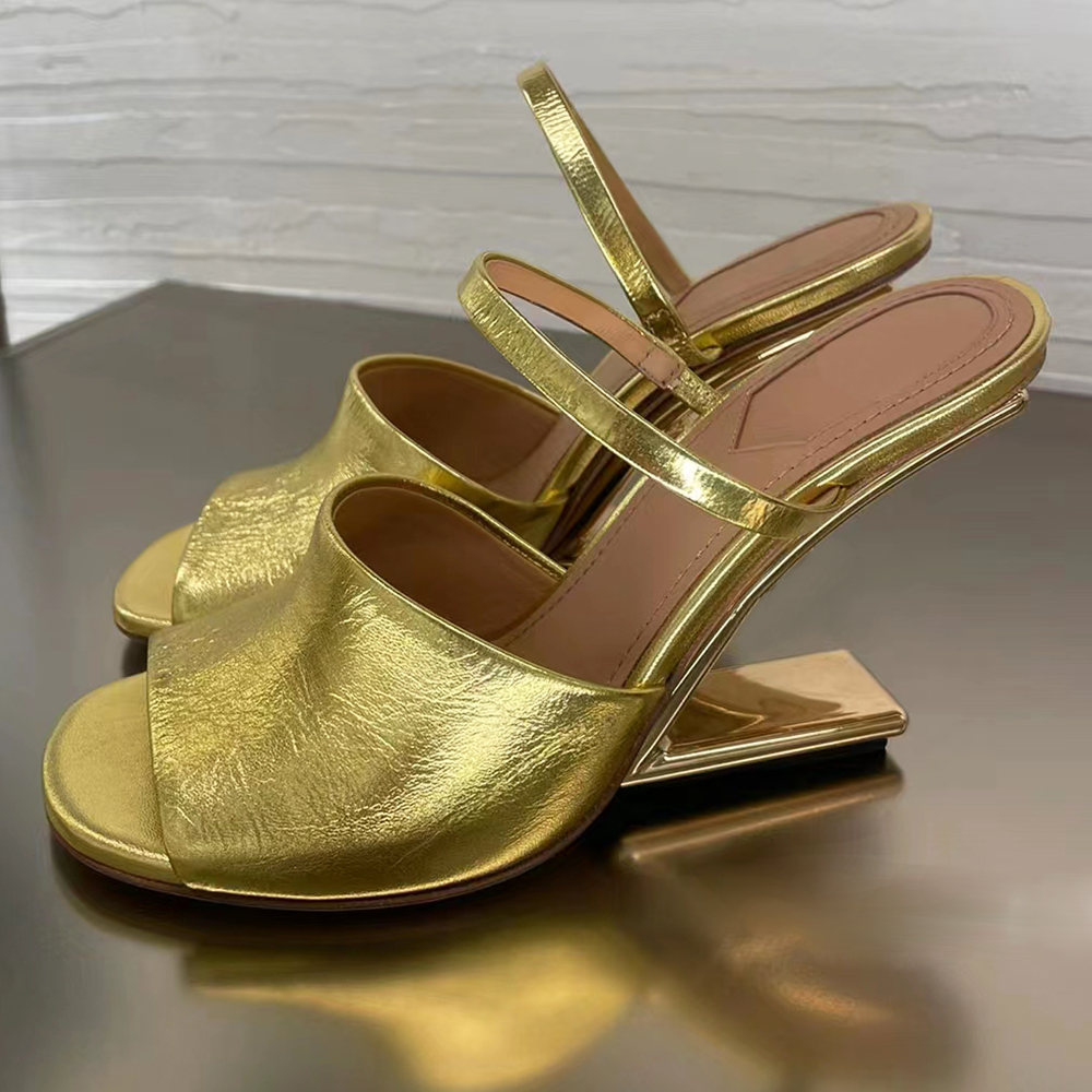 Latest Sculpted high heeled slippers fashion printing shoes Sculpted Metallic abnormal heels open toes slip on slides Top quality genuine leather outsole sandal, 22
Latest Sculpted high heeled slippers fashion printing shoes Sculpted Metallic abnormal heels open toes slip on slides Top quality genuine leather outsole sandal, 22