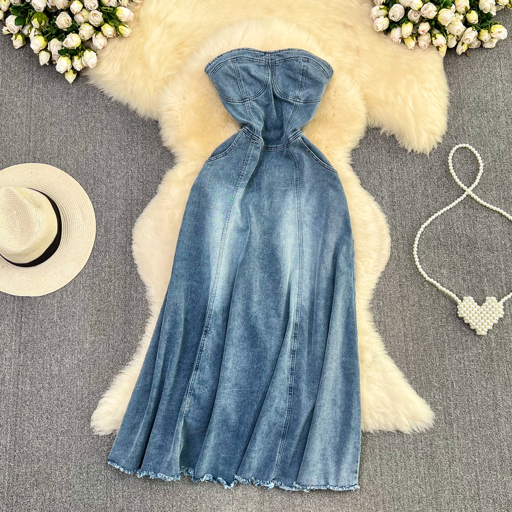 Fashion Off the Shoulder Strapless Sexy Denim Dress Summer Women A Line Midi Dress Streetwear Jeans Slim Long Dress 2023, Same as picture
Fashion Off the Shoulder Strapless Sexy Denim Dress Summer Women A Line Midi Dress Streetwear Jeans Slim Long Dress 2023, Same as picture