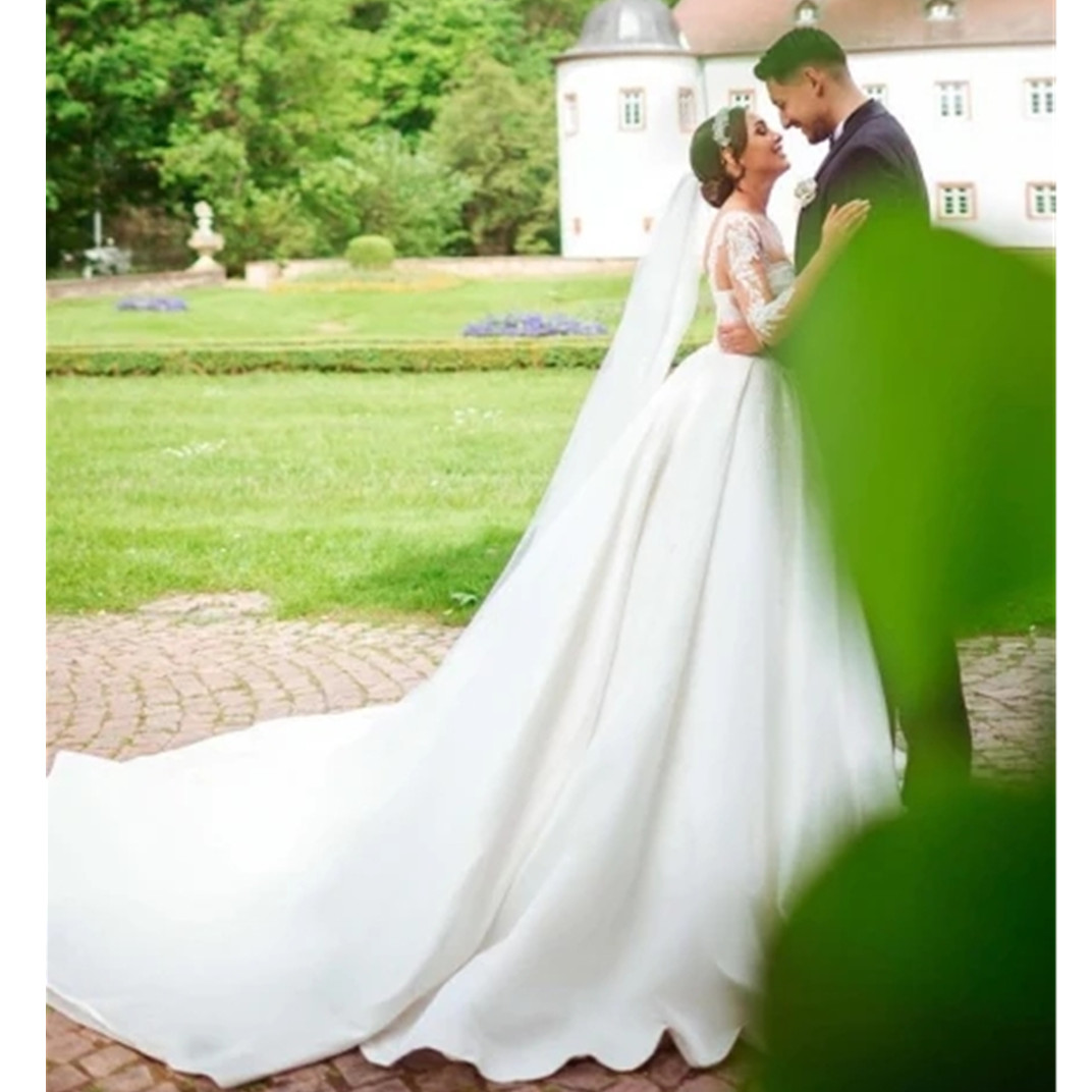 Long Sleeves Wedding Dress Illusion Lace Appliques Sweetheart A-Line Bridal Gowns Floral Vestidos De Novia