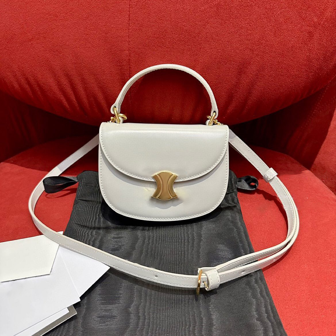 Designer celins Mini Bags besace triomphe Luxury tote travel messenger Bag Genuine leather with strap handbag clutch bag Women's purse cross body men shoulder bags, Red
Designer celins Mini Bags besace triomphe Luxury tote travel messenger Bag Genuine leather with strap handbag clutch bag Women's purse cross body men shoulder bags, Red