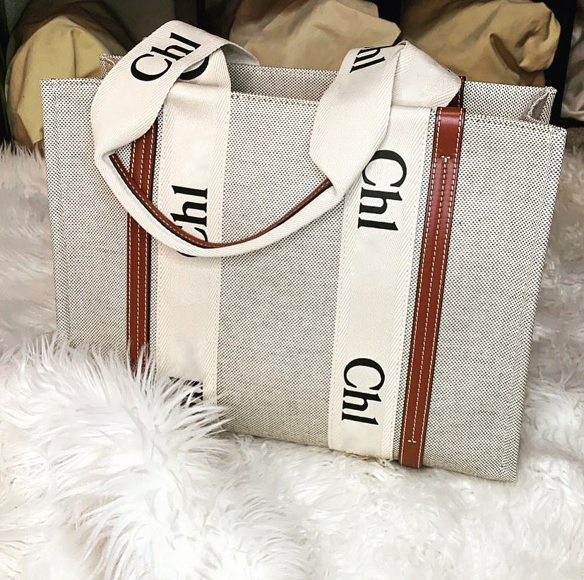 Women top quality Large tote Woody bag luxury small medium designer Beach Shoulder shopping bag classic Purses handbag canvas texture Crossbody men outdoors travel
Women top quality Large tote Woody bag luxury small medium designer Beach Shoulder shopping bag classic Purses handbag canvas texture Crossbody men outdoors travel