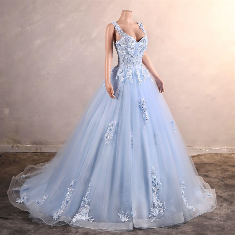 Quinceanera Dresses Princess Sky Blue Flowers Appliques Beading Deep V-Neck Tulle Ball Gown Lace-up Plus Size Sweet 16 Debutante Party Birthday Vestid
