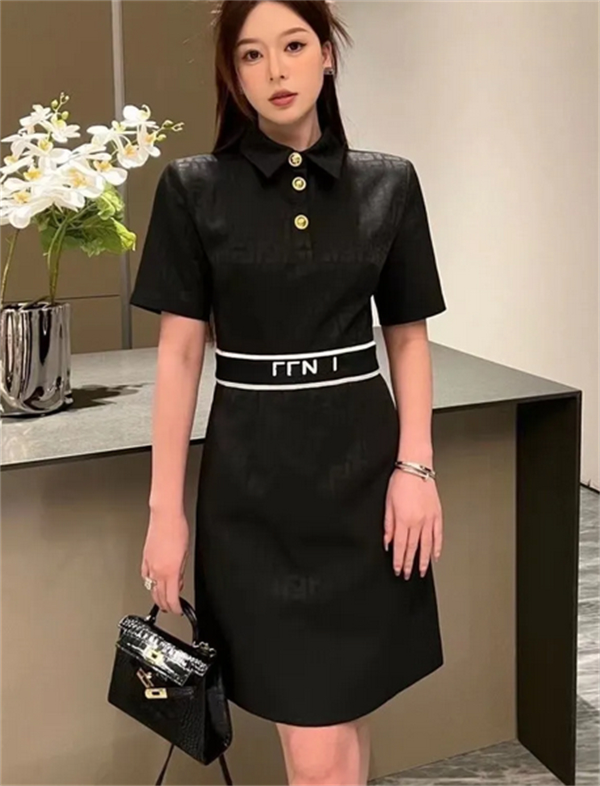 Casual Dresses Classic Waist Tucked Short-Sleeved Dress Fashion Vintage Print Letter Slim Jacquard Belt DressLuxury Female Dress Clothing, Style 1
Casual Dresses Classic Waist Tucked Short-Sleeved Dress Fashion Vintage Print Letter Slim Jacquard Belt DressLuxury Female Dress Clothing, Style 1