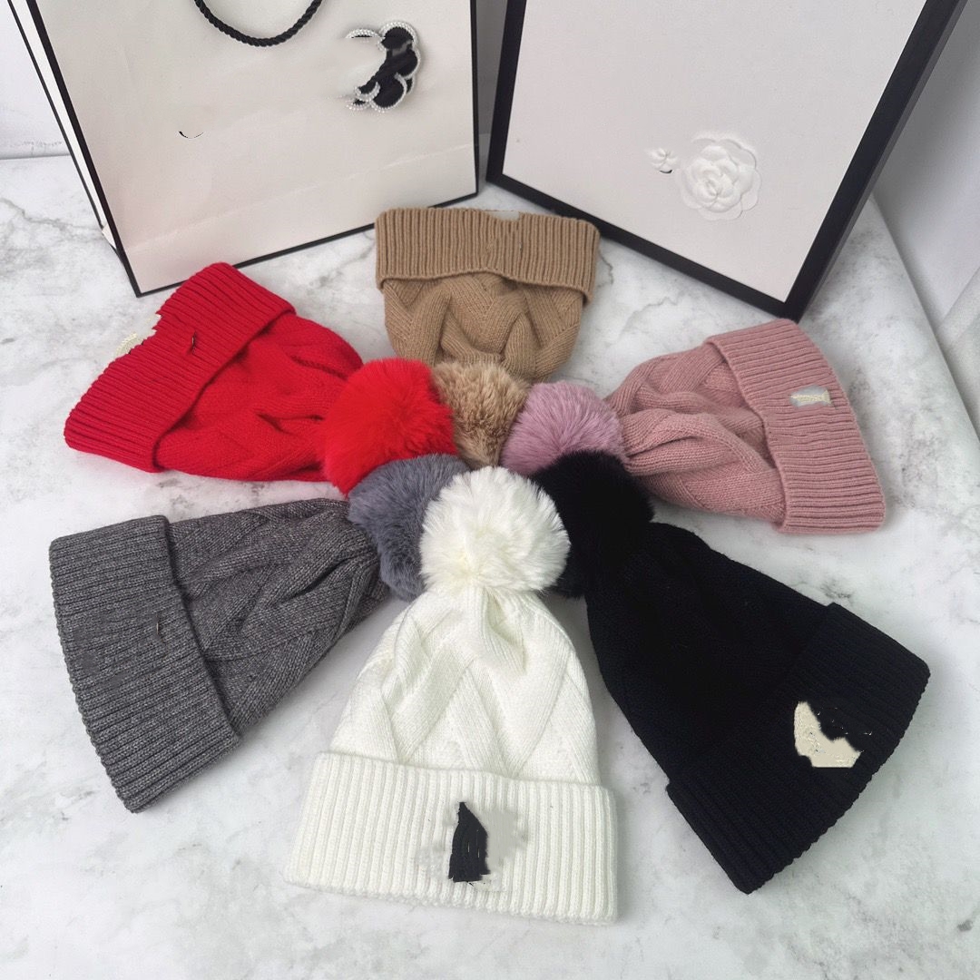 hot Designer Hats Men's and Women's beanie fall/winter thermal knit hats letter jacquard unisex warm skull hat
