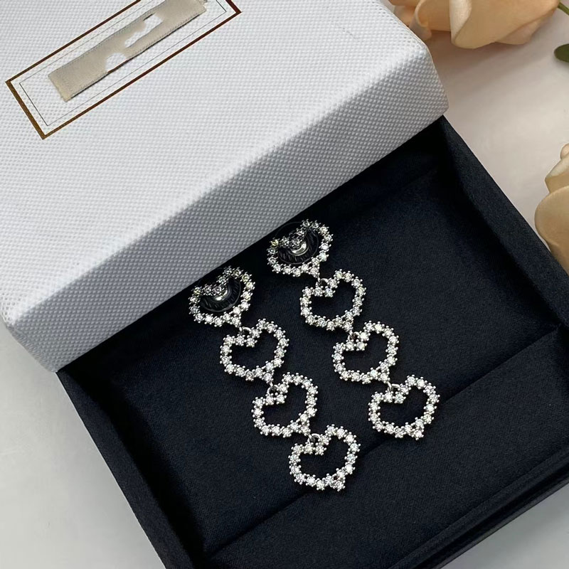 Designer jewlery Stud Earrings Dangle Earrings designer for womendiamond earrings pearl Chandelier Silver Plated accessories jewlery earing orecchini earbob
Designer jewlery Stud Earrings Dangle Earrings designer for womendiamond earrings pearl Chandelier Silver Plated accessories jewlery earing orecchini earbob