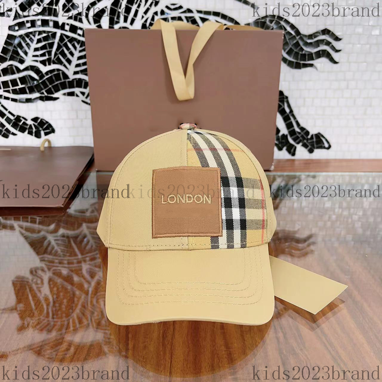 luxury kahki ball hat brand designer kids caps new exquisite embroidery hats high end children baseball hats for 3-12 years old kids, Khaki
luxury kahki ball hat brand designer kids caps new exquisite embroidery hats high end children baseball hats for 3-12 years old kids, Khaki