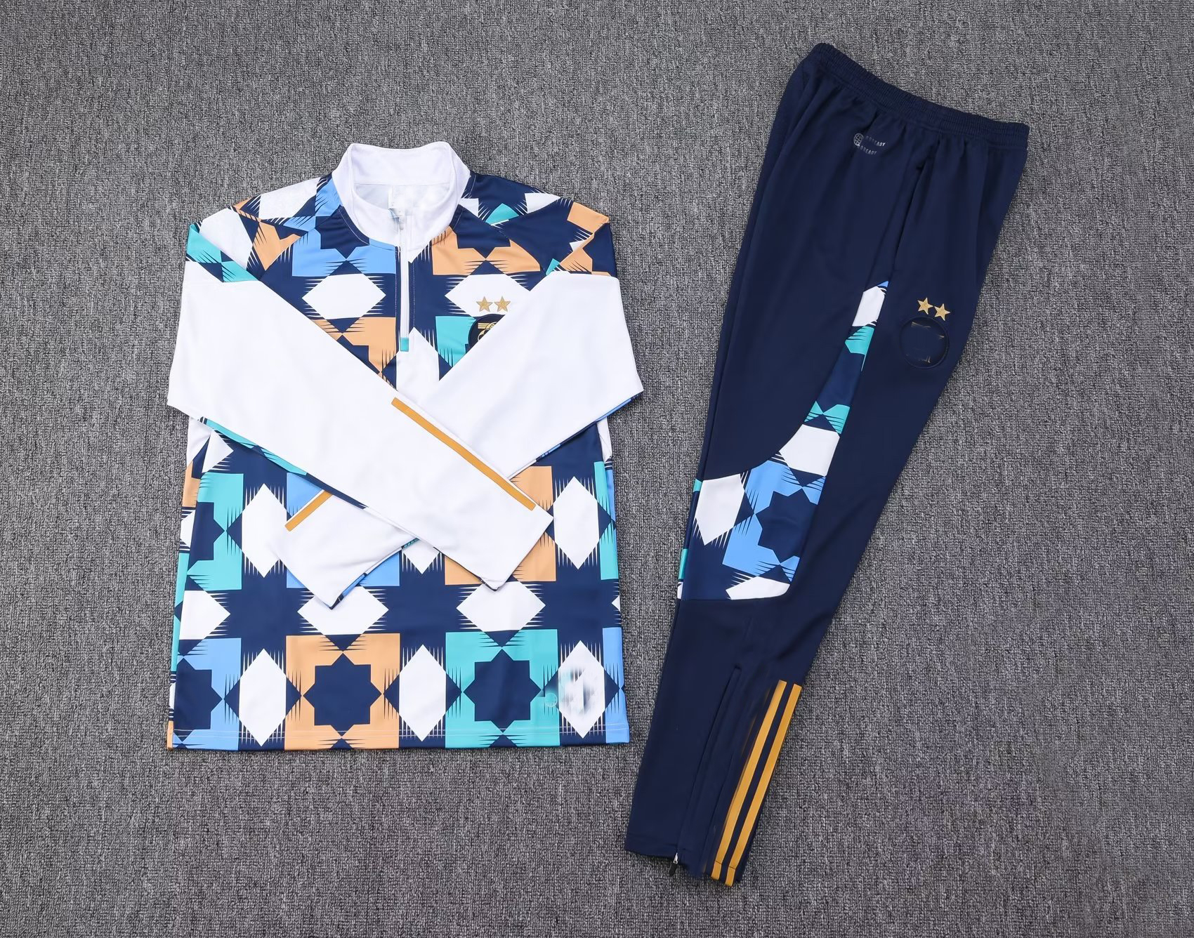 22 23 Algeria man kids tracksuits Soccer Jerseys SLIMANI MAHREZ FEGHOULI BENNACER Training Wear Kit Suit ATAL Half Zip Tracksuit Football Shirts, Algeria tracksuits
22 23 Algeria man kids tracksuits Soccer Jerseys SLIMANI MAHREZ FEGHOULI BENNACER Training Wear Kit Suit ATAL Half Zip Tracksuit Football Shirts, Algeria tracksuits