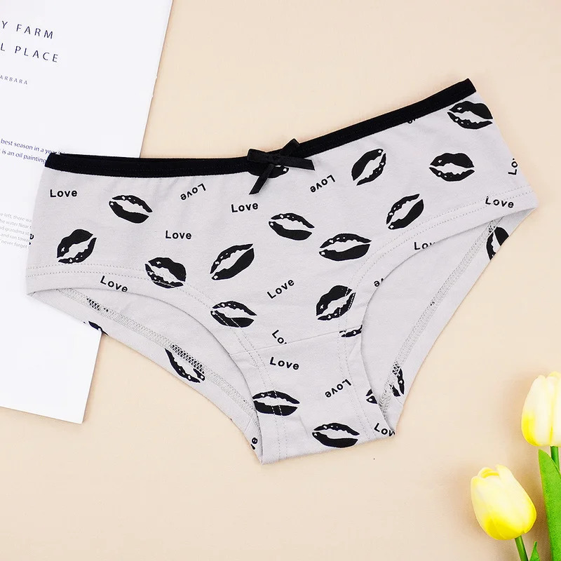 Women's Panties Letter Cotton Underwear 6pcspack Soft Women Cute Underpants Lip Fashion Mid Rise Ladies Briefs SL Wholesale 231031