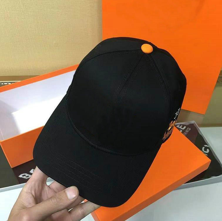 New Mens Berets Hats Caps Canvas Baseball Hat Designers Caps Hats Women Fitted Cap Fashion Fedora Letter Stripe Men Casquette Beanie Bonnet A12, Explain
New Mens Berets Hats Caps Canvas Baseball Hat Designers Caps Hats Women Fitted Cap Fashion Fedora Letter Stripe Men Casquette Beanie Bonnet A12, Explain