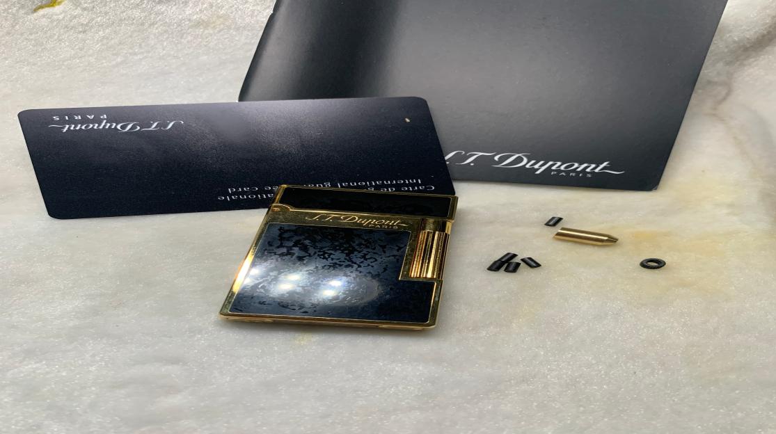 Designer ST lighter color Pure copper fashion luxury lighter High quality with Complimentary accessories 0623058446743
Designer ST lighter color Pure copper fashion luxury lighter High quality with Complimentary accessories 0623058446743