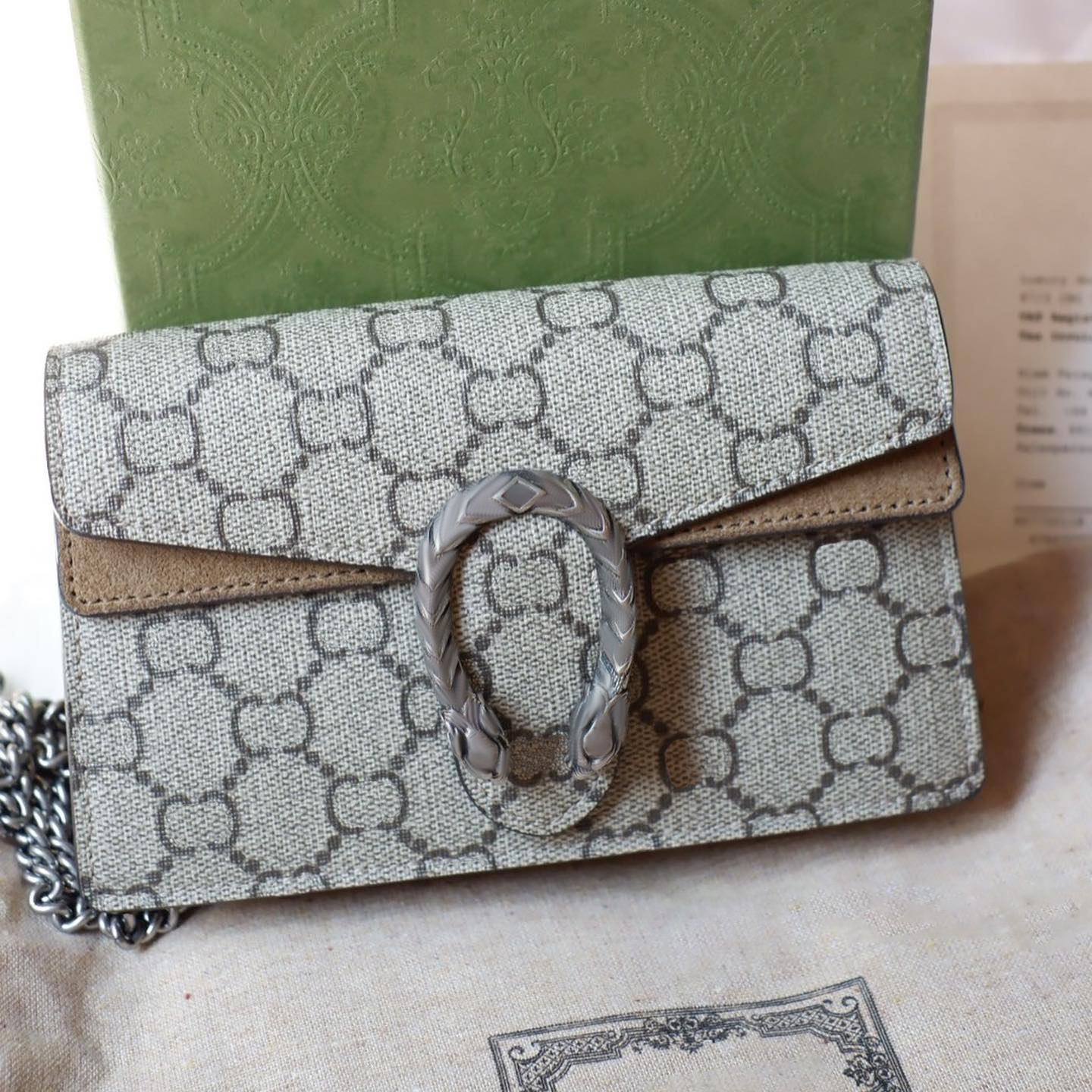 burbrery crossbody mini Bag totes Shoulder handbags famous Camera Women Luxurys Designers Bags 2021 FASHION clutch leather color Backpack handbag wallet purse, Red
burbrery crossbody mini Bag totes Shoulder handbags famous Camera Women Luxurys Designers Bags 2021 FASHION clutch leather color Backpack handbag wallet purse, Red