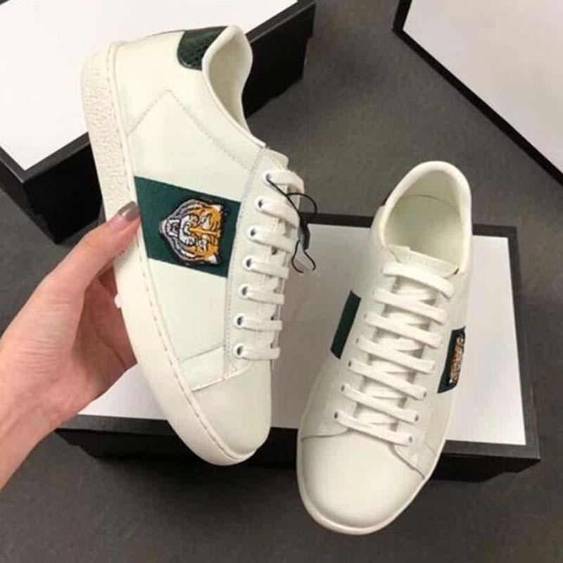 Men Women Designer Sneakers Striped Vintage Sneaker Casual Shoes with Ace Stripes Embroidery Snake Tiger and Red and green heel leather tfU, 14
Men Women Designer Sneakers Striped Vintage Sneaker Casual Shoes with Ace Stripes Embroidery Snake Tiger and Red and green heel leather tfU, 14