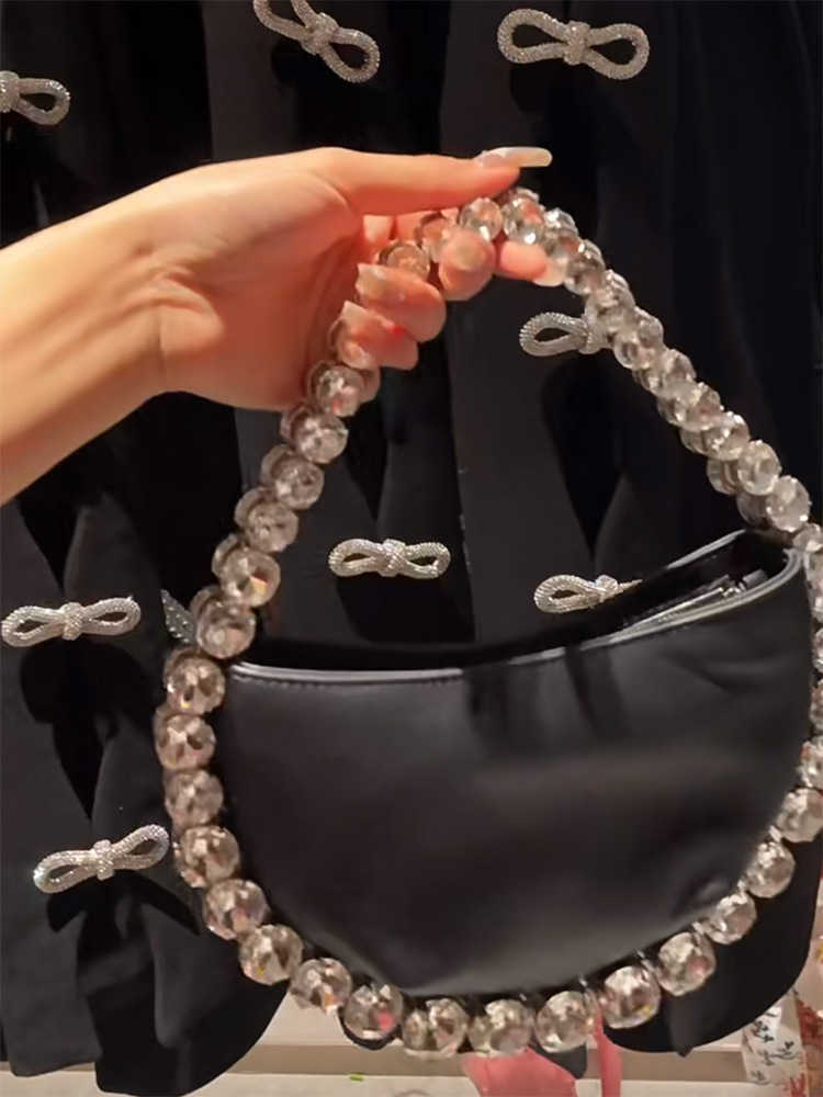 Ins Small Net Red Same Satin Spicy Girl with Diamonds Flashing Diamond Half Round Handbag New Spring/Summer 2023 Women's Bag 230401