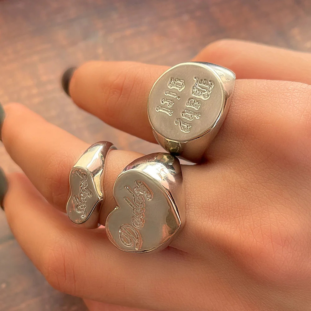 Wedding Rings Vintage Golden Heart Smile Set for Women Ins Style Metal Love letter Fashion Finger Girls Jewelry Gifts 231101