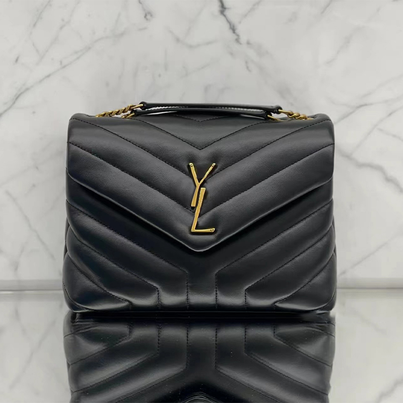 2022 Luxury Handbag Shoulder Bag Brand LOULOU Y-Shaped Designer Seam Leather Ladies Metal Chain Black Clamshell Messenger Chain Bags Box Wholesale, Silver
2022 Luxury Handbag Shoulder Bag Brand LOULOU Y-Shaped Designer Seam Leather Ladies Metal Chain Black Clamshell Messenger Chain Bags Box Wholesale, Silver