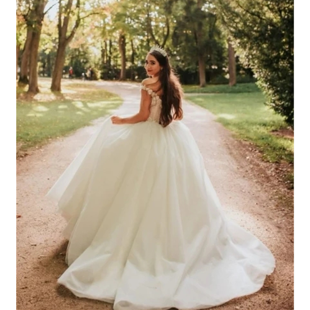 Off The Shoulder Sleeves Lace Wedding Dress Women Illusion Back Appliques Scoop A-Line Bridal Gowns Vestidos Plus Size