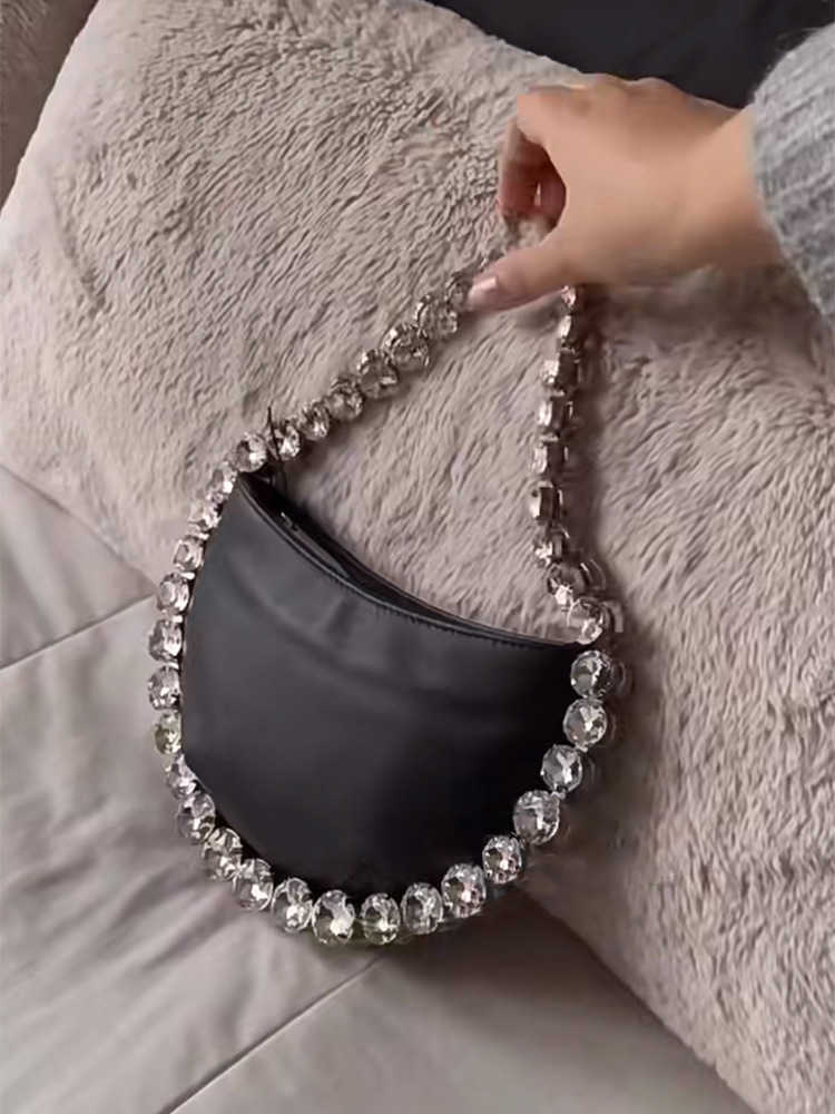 Ins Small Net Red Same Satin Spicy Girl with Diamonds Flashing Diamond Half Round Handbag New Spring/Summer 2023 Women's Bag 230401