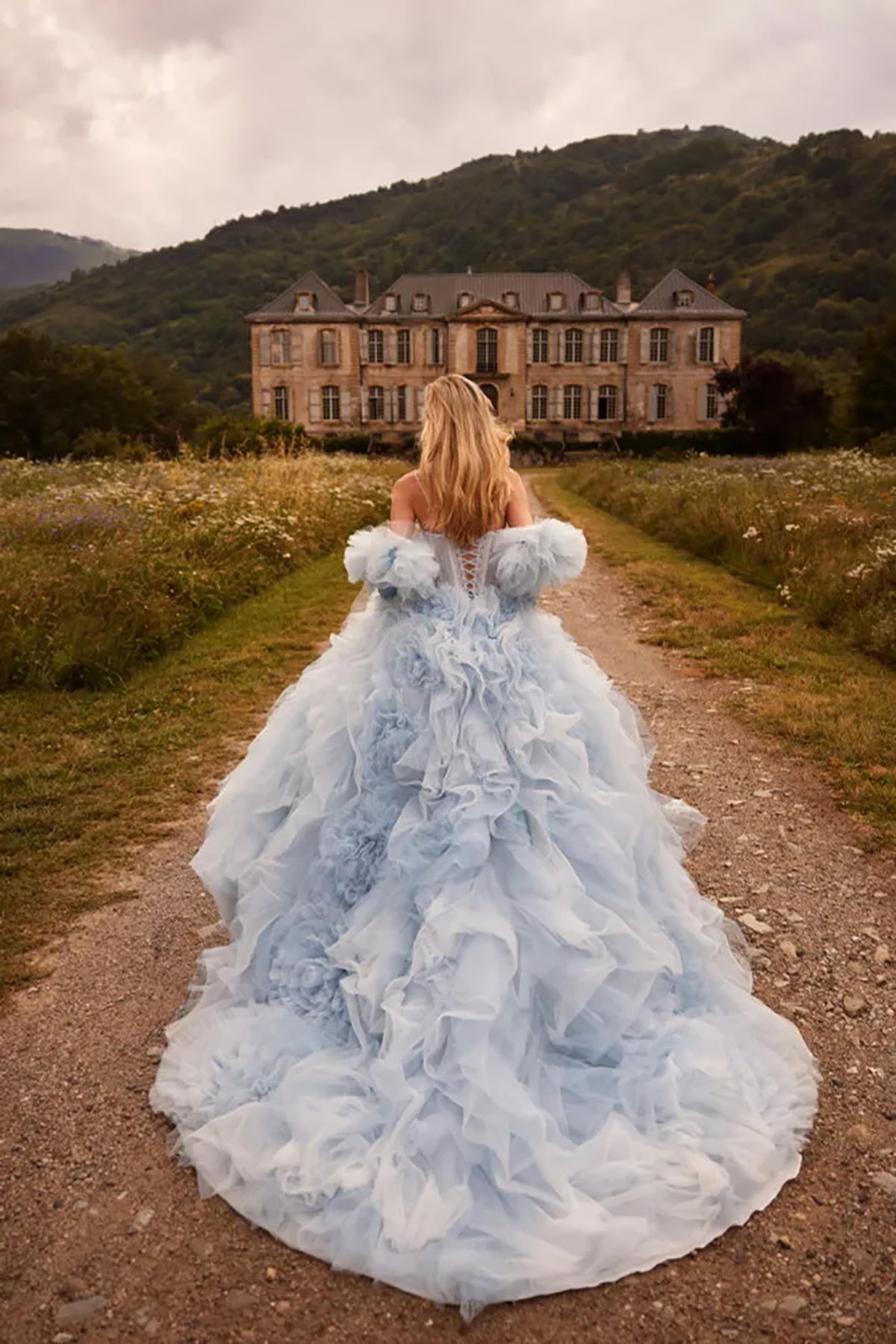 Vintage Tulle Princess Evening dresses Spaghetti Straps Ruffles Puffy Prom Dresses Custom Made Floor Length Robe de mariee