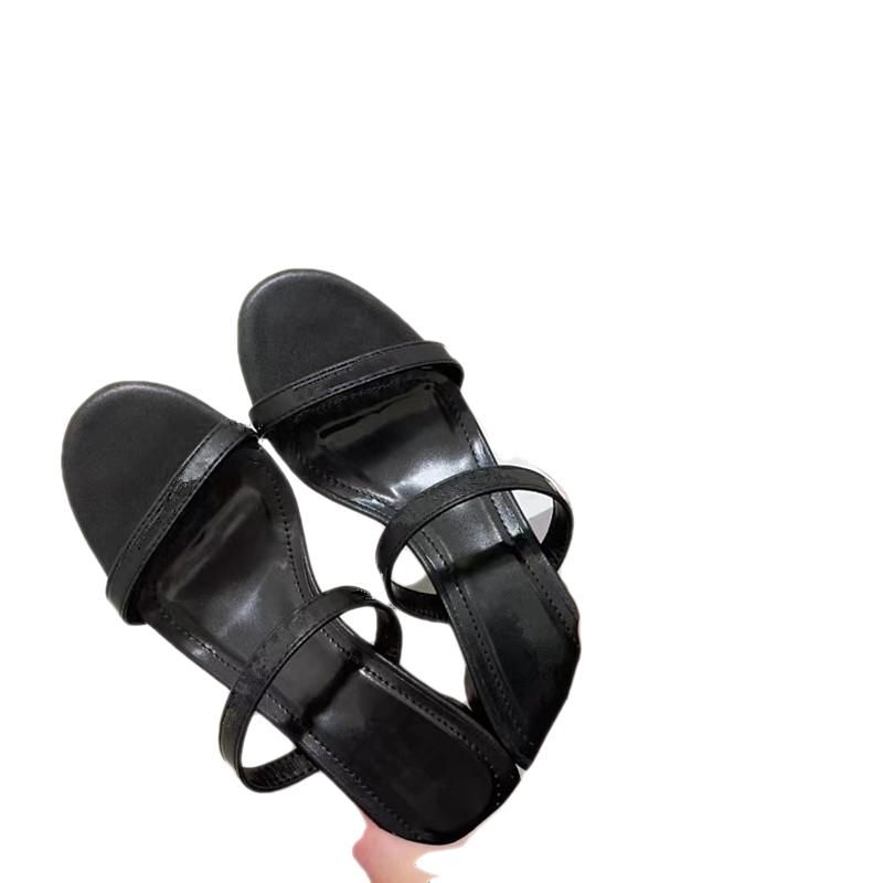 Designer women sandals thick bottom white black ladies leather sandals women sandals sliding platform 2.4 "heel height embossing shoes summer slippers 35-42
Designer women sandals thick bottom white black ladies leather sandals women sandals sliding platform 2.4 "heel height embossing shoes summer slippers 35-42