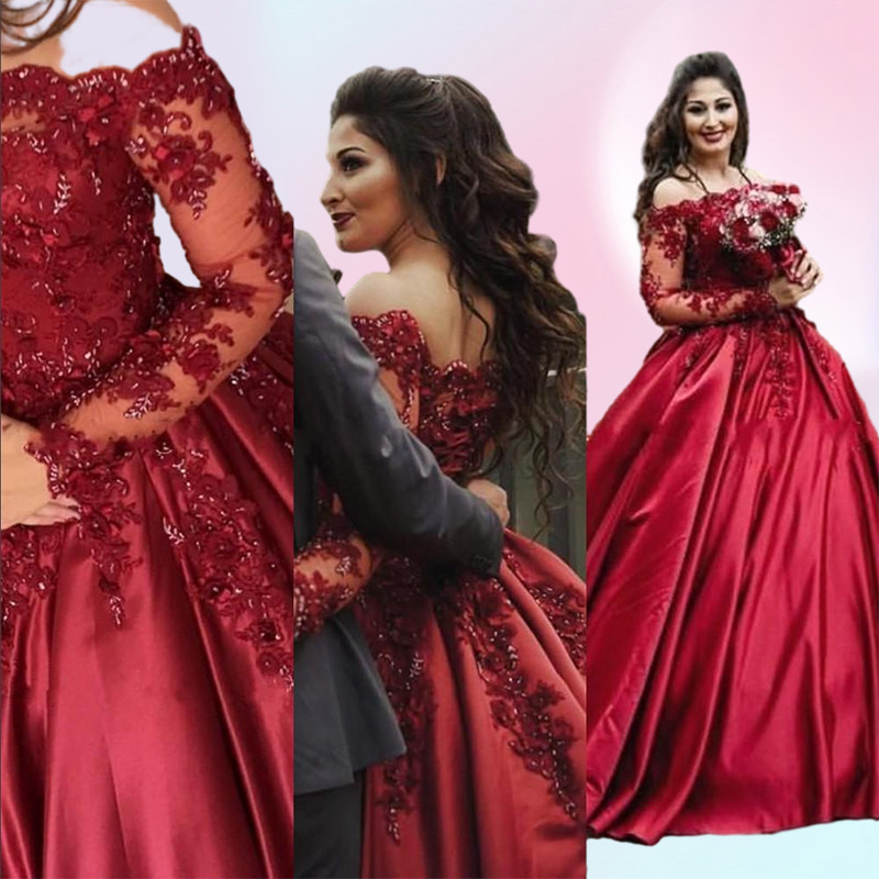 Burgundy Dark Red Ball Gown Wedding Dresses Off Shoulder Long Sleeves Satin Lace Appliques Flowers Beaded Plus Size Formal Bridal