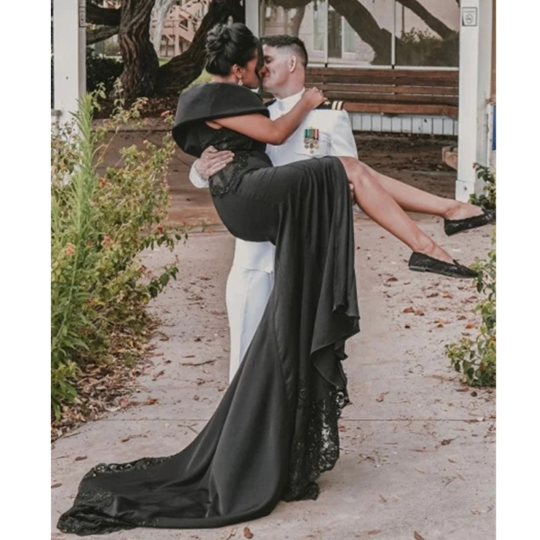 Mermaid Sleeveless Prom Dresses Black Robe de Mariage Glitter Beads Lace Gowns Princess Vintage Bridal Dress