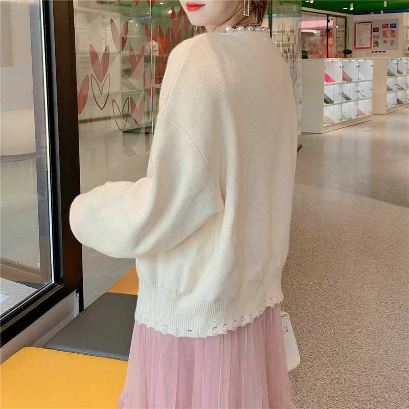 Women's Jackets DISCVRY Fashion Korean Jackets Pearls Cardigan Batwing Sleeve Wool Knit Vintage Women's Coat High Quality Jacket 231101