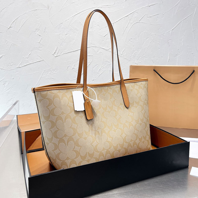 Evening Bags 22ss Super practical lady handbag Designer Casua style tote women fashion big purse classical Large capacity bags available in two colors, Khaki
Evening Bags 22ss Super practical lady handbag Designer Casua style tote women fashion big purse classical Large capacity bags available in two colors, Khaki