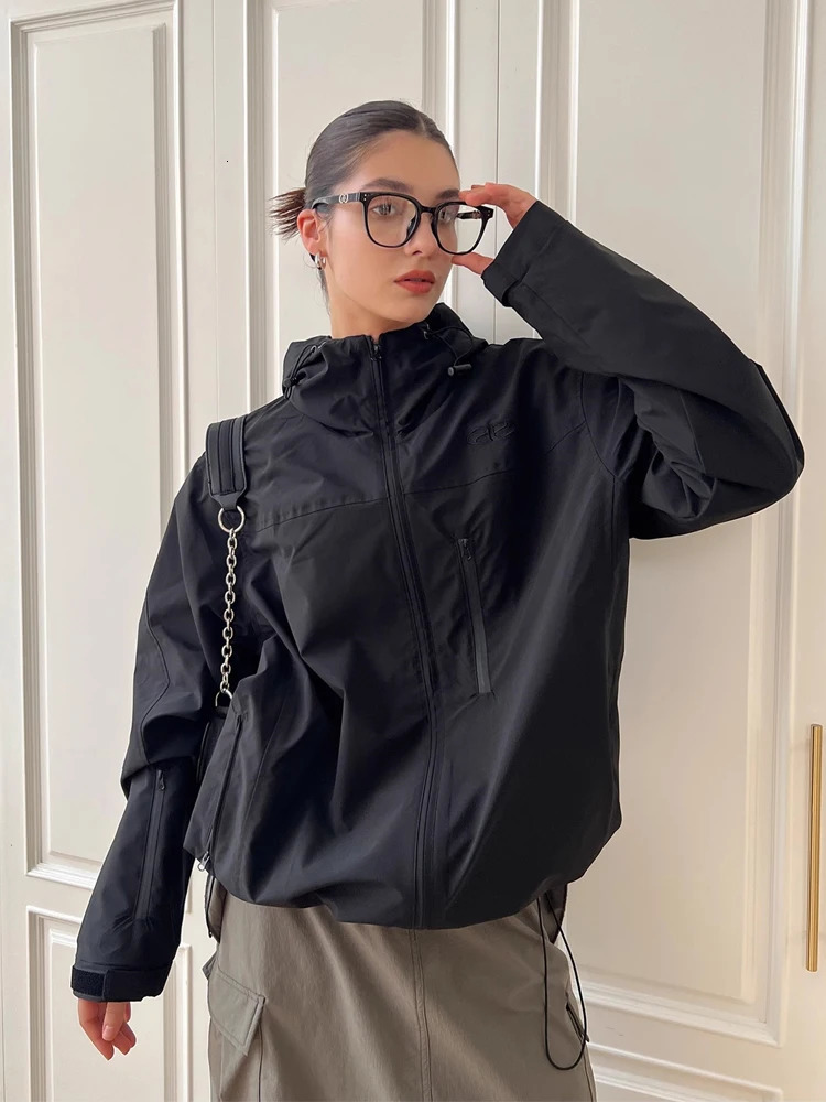 Women's Jackets Y2K Vintage Windbreaker Jacket Women Bomber jacket Streetwear Hooded Outerwear Oversized Hip Hop Techwear Black Coat 231031