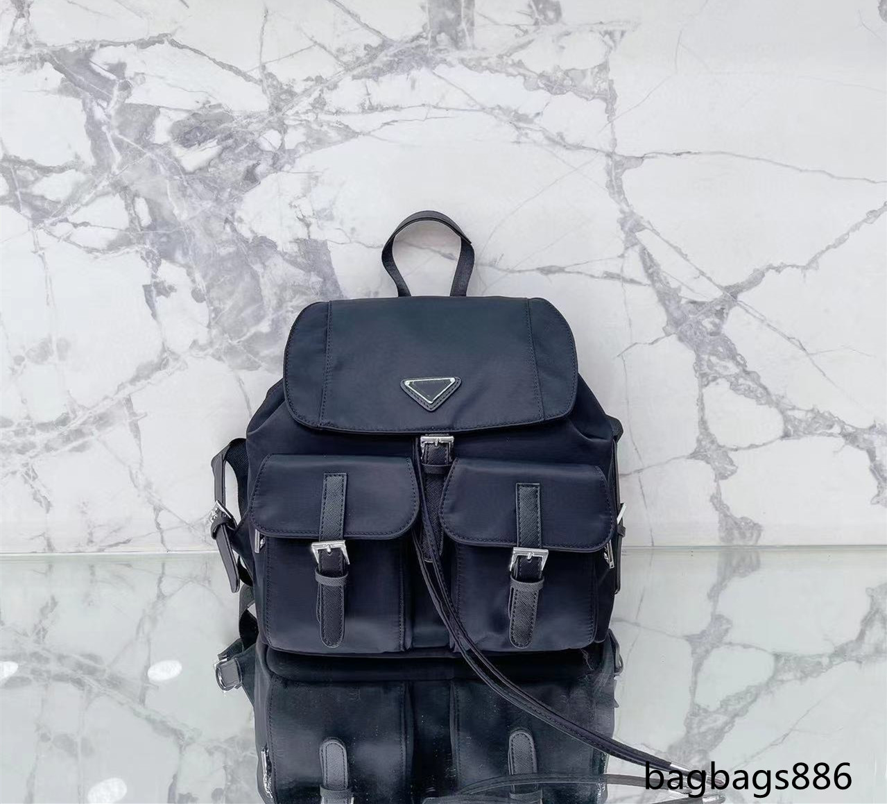 High quality designer classic unisex nylon bag shoulder bag handbags more black triangle sign metal zipper bag inclined shoulder travel, P1 black(32cm) pda
High quality designer classic unisex nylon bag shoulder bag handbags more black triangle sign metal zipper bag inclined shoulder travel, P1 black(32cm) pda