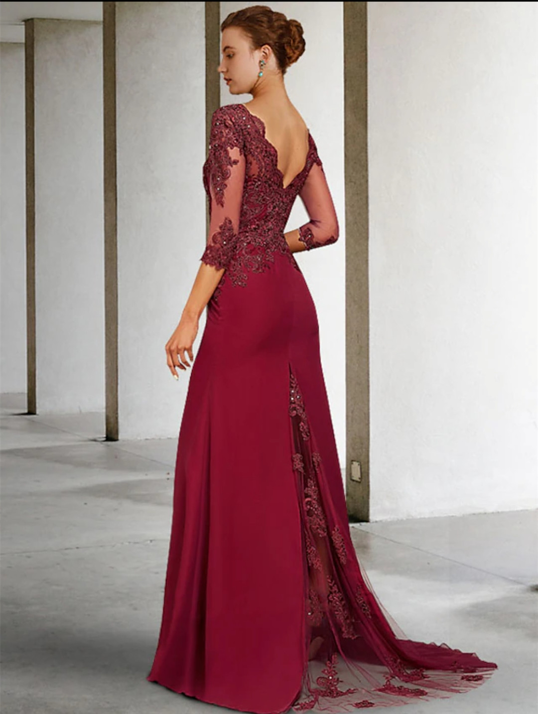 Vintage Long Burgundy Lace Mother of the Bride Dresses Mermaid V-Neck Sweep Train Crepe Mom of The Groom Dress 3/4 Sleeve Godmother Dress for Women