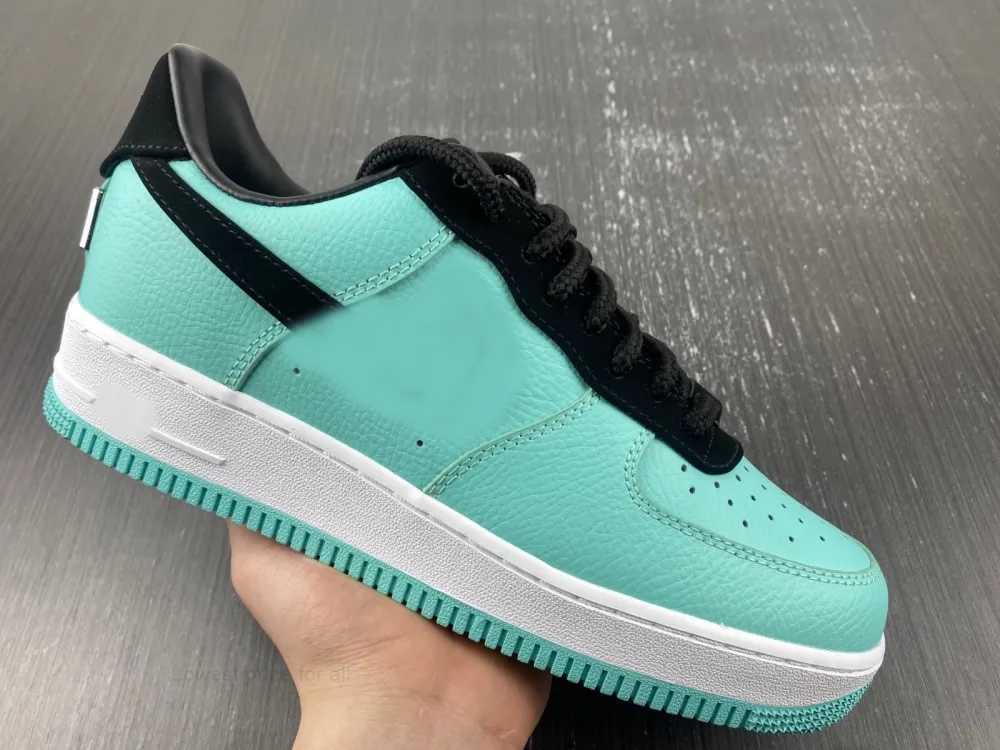 Authentic Tiffany Shoes Co. x 1 Low 1837 Sports Sneakers Black Mens Basketball Outdoor Trainers with Original Box, Men us4.5=women us6=eur36.5
Authentic Tiffany Shoes Co. x 1 Low 1837 Sports Sneakers Black Mens Basketball Outdoor Trainers with Original Box, Men us4.5=women us6=eur36.5