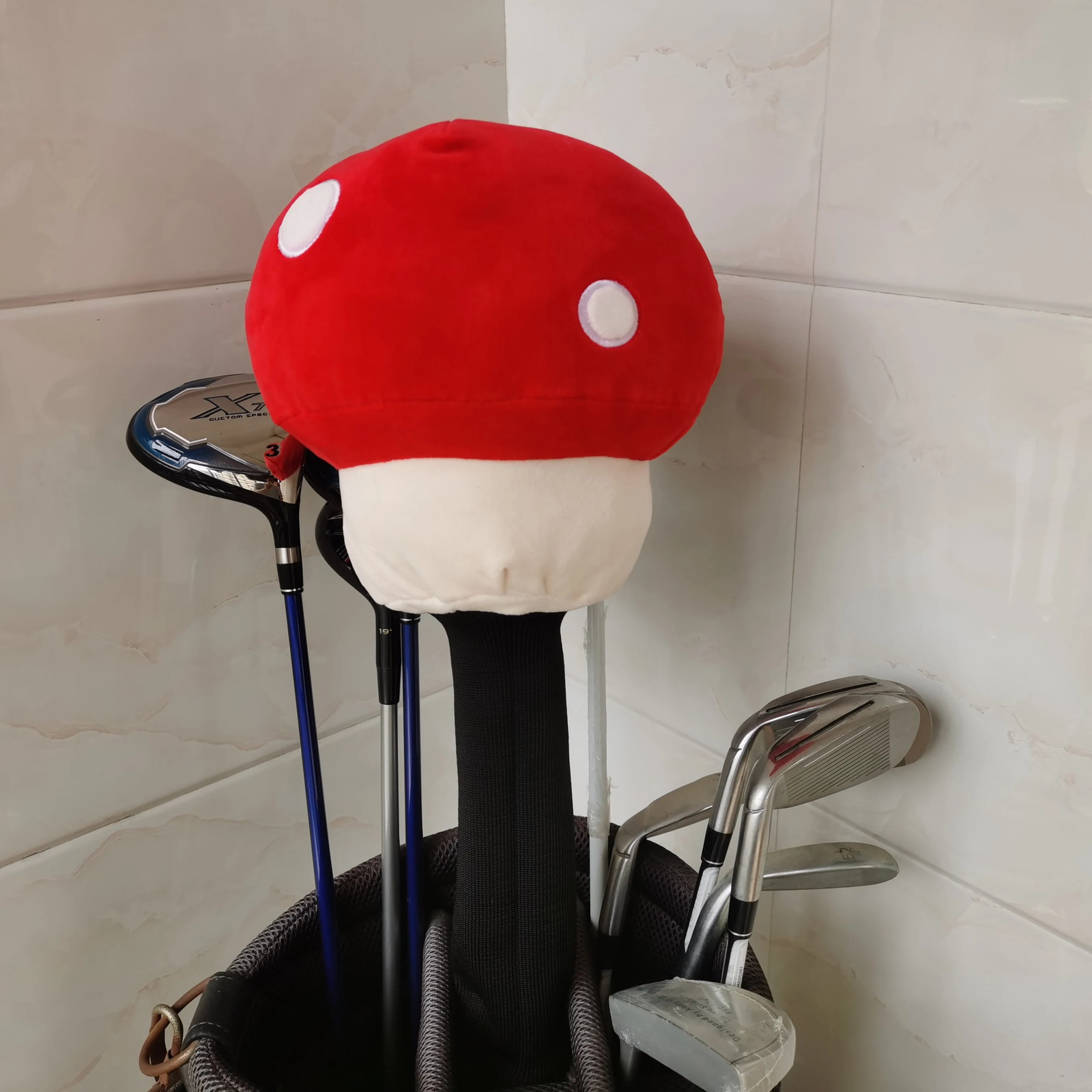 Other Golf Products Mushroom Golf Wood Head Covers Plush Animal Driver Fairway Wood Hybrid Headcovers 231101