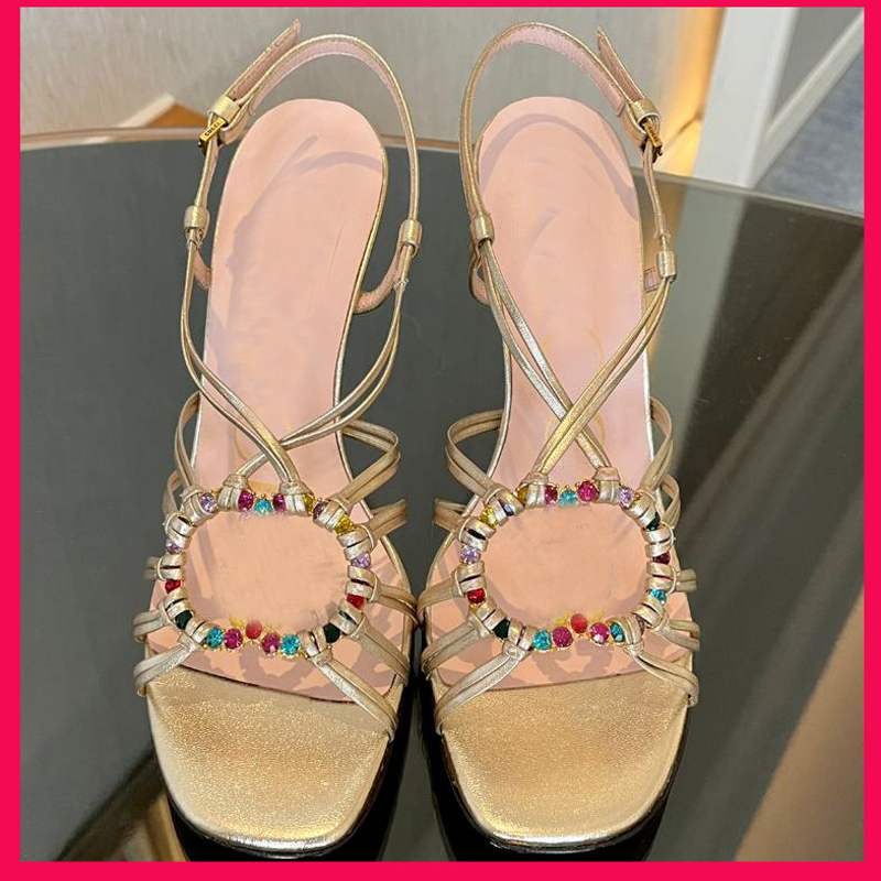 50colors 2023 New womens Sandals High heels Slippers Genuine leather New Women/mens Sandals women Shoes Summer party Outdoor Designer high quality size 35-41 G-L-C001, C-05
50colors 2023 New womens Sandals High heels Slippers Genuine leather New Women/mens Sandals women Shoes Summer party Outdoor Designer high quality size 35-41 G-L-C001, C-05