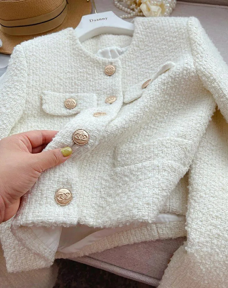 Women's Jackets Fashion White Tops Coats Korean Chic Female Tweed Basic Jacket Coat Women Clothing Runway Style Woolen Outerwear S-XL 231101