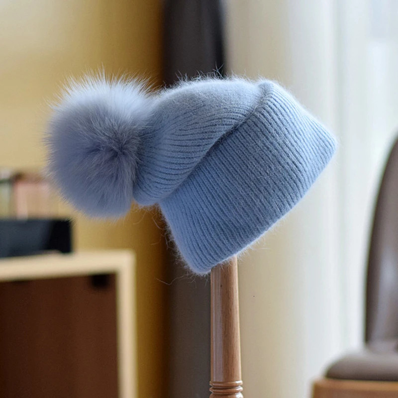 Beanie/Skull Caps Winter Real fox Fur Pom Knitted Beanies For Women Fashion Mink Warm pompoms Natural Beanies Female Three Fold Thick Hats 231102