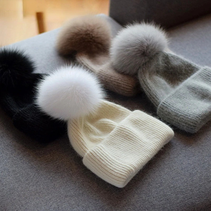 Beanie/Skull Caps Winter Real fox Fur Pom Knitted Beanies For Women Fashion Mink Warm pompoms Natural Beanies Female Three Fold Thick Hats 231102