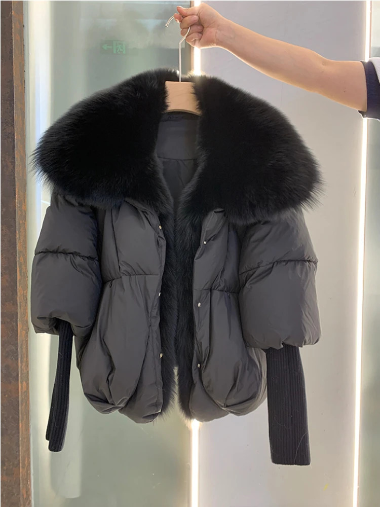 Womens Fur Faux Fur s Super Large Real Silver Fox Fur Collar With Knit Sleeve Fashion Outerwear Winter Women Coat White Duck Down Jacket 231102